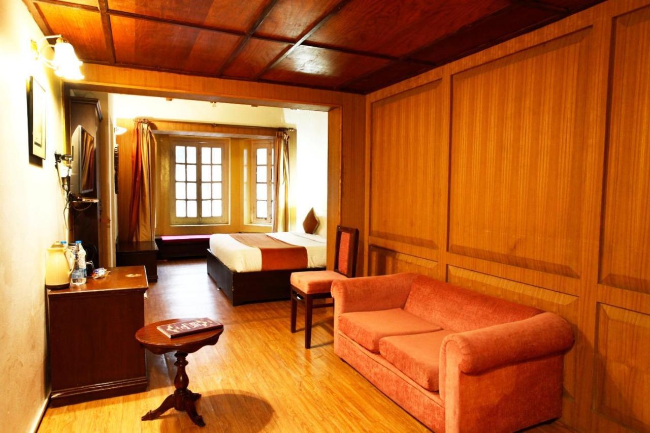 The Palace Belvedere Walkable Distance From Mall Road Nainital Exterior photo